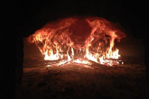 de oven warm gestookt © stonesandstories